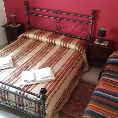 Archia Bed & Breakfast 3*